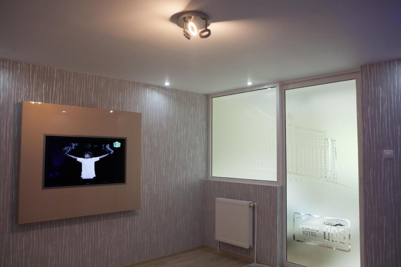 Lvc,Lac & Nyc Apartshotel Faleza Galaţi エクステリア 写真