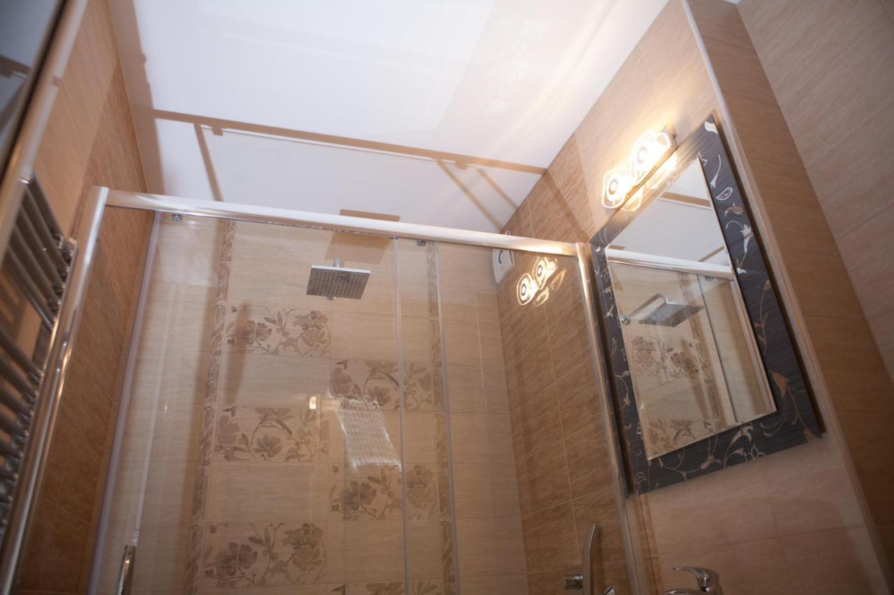 Lvc,Lac & Nyc Apartshotel Faleza Galaţi エクステリア 写真