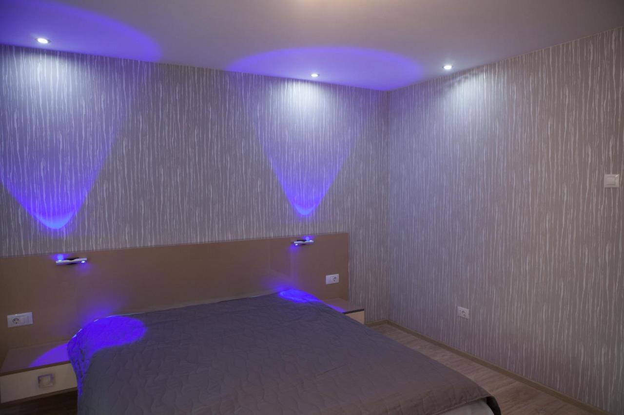Lvc,Lac & Nyc Apartshotel Faleza Galaţi エクステリア 写真