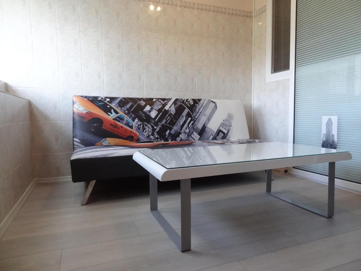 Lvc,Lac & Nyc Apartshotel Faleza Galaţi エクステリア 写真